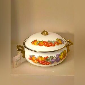 Vintage Lincoware Enamel 2qt Pot & Lid, Fruit Pattern, Gold Trim, Brass NWT